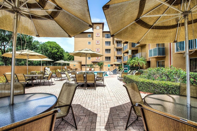 Imagen de los exteriores del Hotel INN OF NAPLES. Foto 11