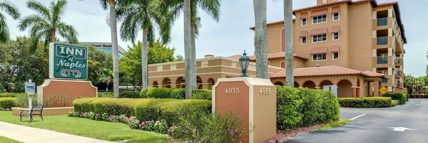 Imagen de los exteriores del Hotel INN OF NAPLES. Foto 13