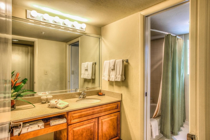 Imagen de la habitación del Hotel INN OF NAPLES. Foto 2