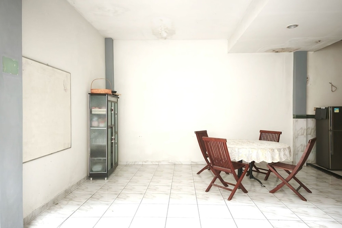 Imagen del bar/restaurante del Hotel INNCA Singa Utara, Semarang. Foto 2