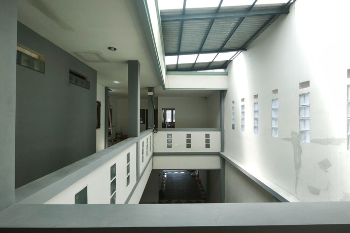 Imagen de los interiores del Hotel INNCA Singa Utara, Semarang. Foto 14