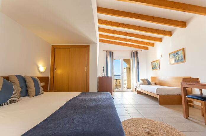 Imagen de la habitación del Hotel INNER Niza Paguera. Foto 18