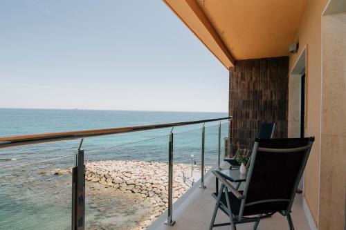 Imagen de la habitación del Hotel INNSiDE Alicante Porta Maris. Foto 2