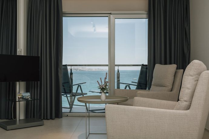 Imagen de la habitación del Hotel INNSiDE Alicante Porta Maris. Foto 9