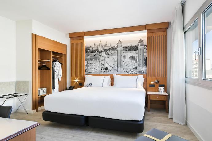 Imagen de la habitación del Hotel INNSiDE Barcelona Apolo. Foto 17