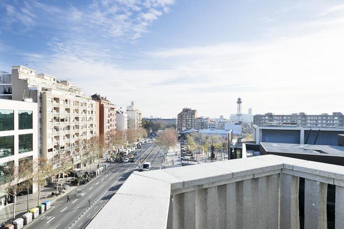 Imagen de los exteriores del Hotel INNSiDE Barcelona Apolo. Foto 21