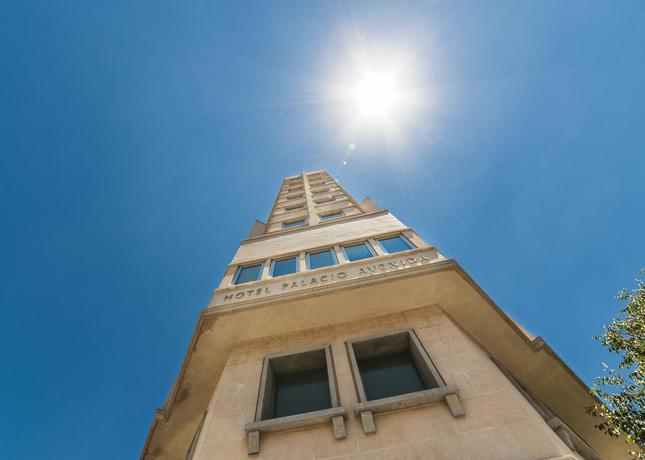 Imagen de los exteriores del Hotel INNSiDE Palma Avenidas. Foto 12