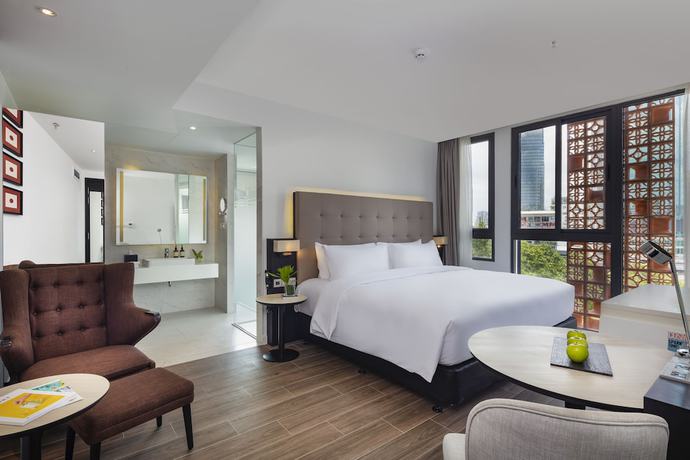 Imagen de la habitación del Hotel INNSiDE Saigon Central. Foto 18