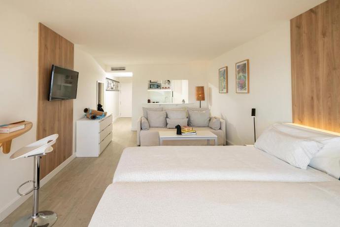 Imagen general del Hotel INNSiDE by Meliá Wave Calviá. Foto 19