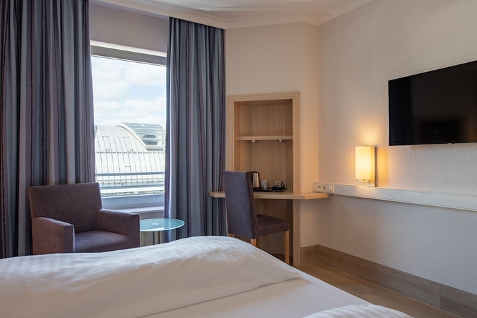 Imagen de la habitación del Hotel INTERCITY KIEL. Foto 5