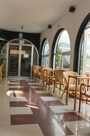 Imagen del bar/restaurante del Hotel INTERNACIONAL, Benidorm Centro. Foto 3