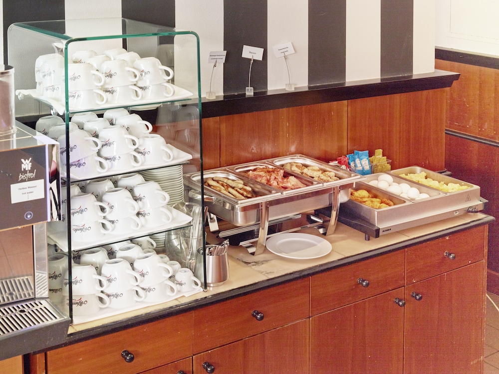 Imagen del bar/restaurante del Hotel INVITE Hotel an der Kaiserburg. Foto 4