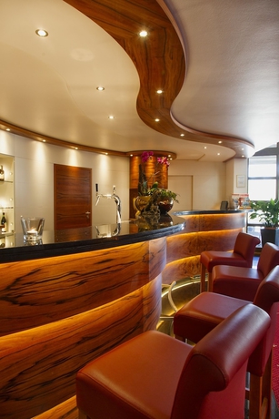 Imagen del bar/restaurante del Hotel INVITE Löwen. Foto 2