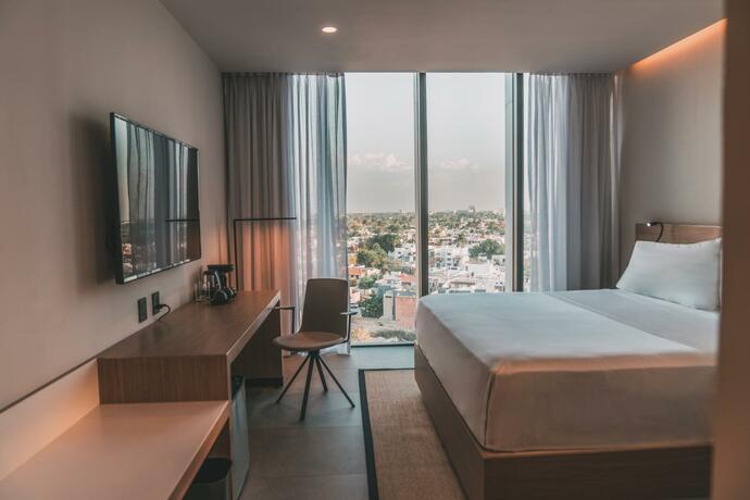 Imagen general del Hotel IOH M&eacute;rida Montejo. Foto 5
