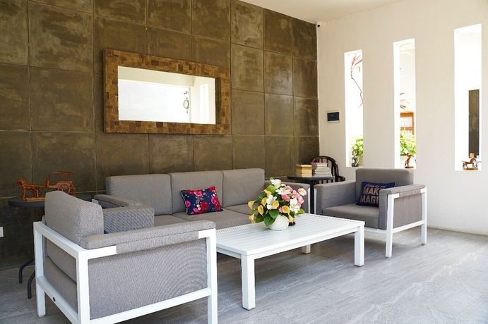 Imagen de los interiores del Hotel IOOVE Tanjung Seminyak Suites. Foto 14