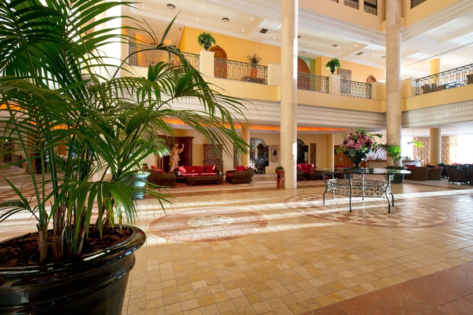 Imagen de los interiores del Hotel IPV Palace and Spa. Foto 9