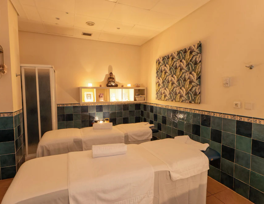 Imagen de los interiores del Hotel IPV Palace and Spa. Foto 12
