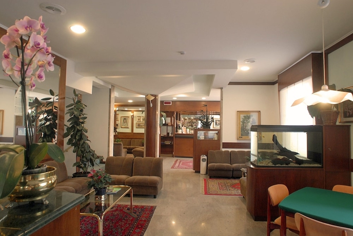 Imagen de los interiores del Hotel IRIS, Chianciano Terme. Foto 18