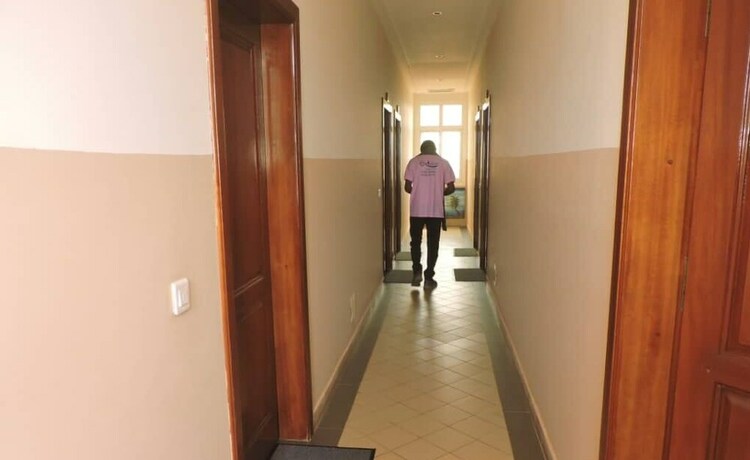 Imagen general del Hotel IRIS HOTEL, Yaound&eacute;. Foto 12