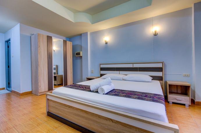 Imagen de la habitación del Hotel I-Rovers Sports Bar and Guesthouse. Foto 6