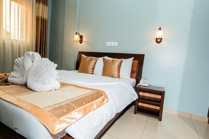 Imagen general del Hotel ISIS HOTEL, Yaoundé. Foto 1