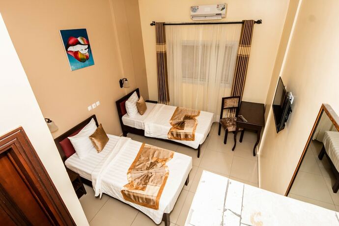 Imagen general del Hotel ISIS HOTEL, Yaound&eacute;. Foto 5