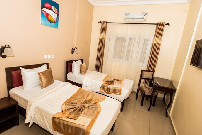 Imagen general del Hotel ISIS HOTEL, Yaound&eacute;. Foto 12