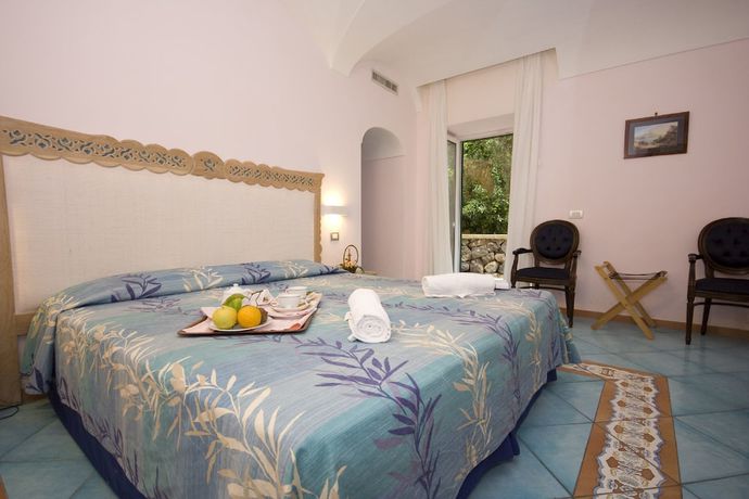 Imagen de la habitación del Hotel ISOLAVERDE. Foto 7