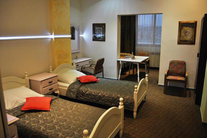 Imagen de la habitación del Hotel ITALIA, Sarajevo. Foto 7