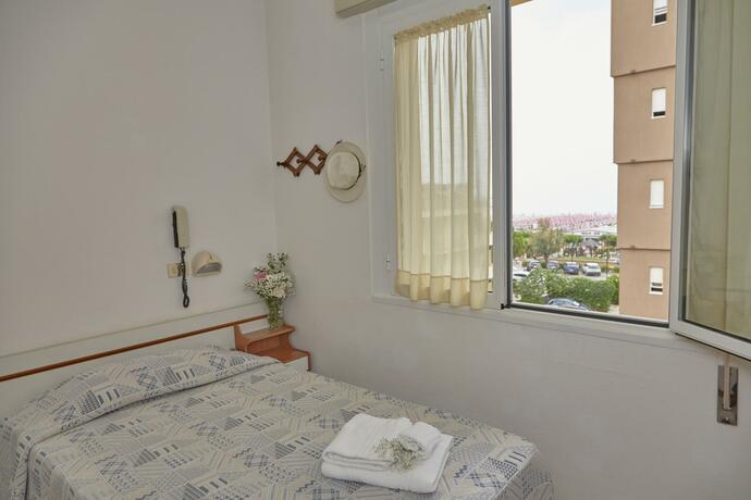 Imagen general del Hotel ITALIACERVIA. Foto 8