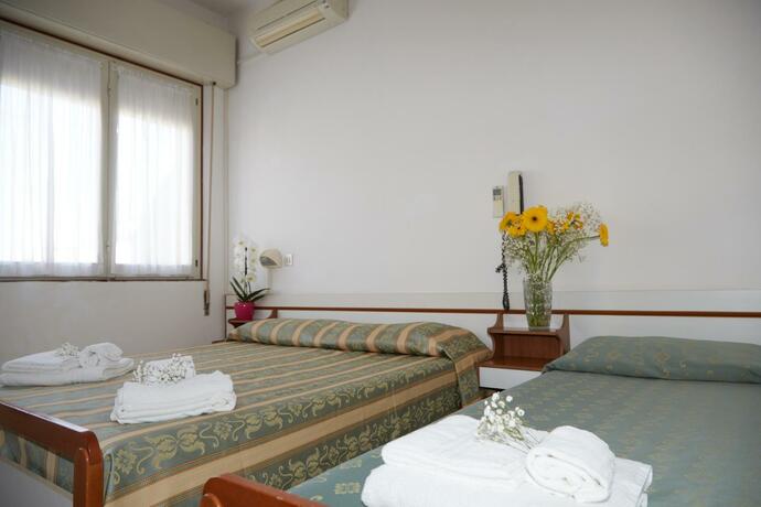 Imagen general del Hotel ITALIACERVIA. Foto 14