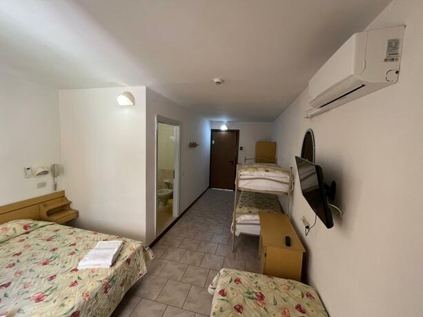 Imagen general del Hotel ITALIACERVIA. Foto 32