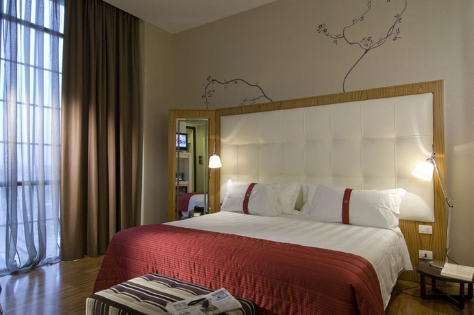 Imagen de la habitación del Hotel ITALIANA HOTELS MILAN RHO FAIR. Foto 9