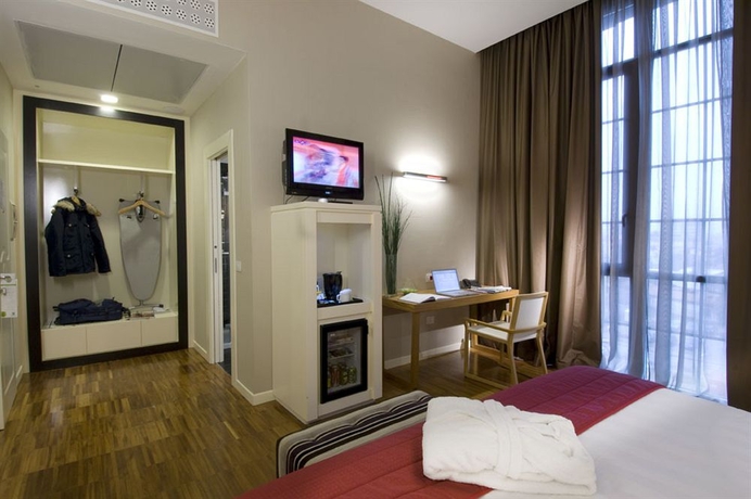 Imagen de la habitación del Hotel ITALIANA HOTELS MILAN RHO FAIR. Foto 10