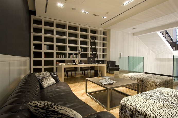 Imagen de los interiores del Hotel ITALIANA HOTELS MILAN RHO FAIR. Foto 16