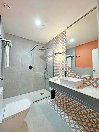 Imagen de la habitación del Hotel ITC Alcal&aacute; Norte by Soho Boutique. Foto 4