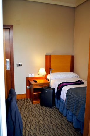 Imagen de la habitación del Hotel ITC Mora. Foto 4