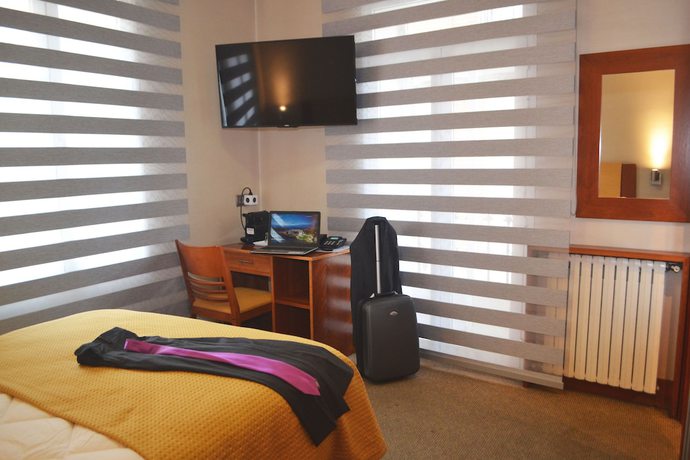 Imagen de la habitación del Hotel ITC Mora. Foto 10