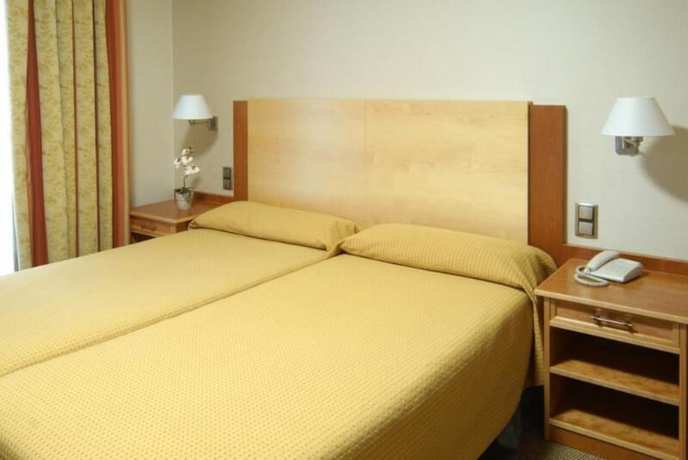 Imagen de los exteriores del Hotel ITC Mora. Foto 16