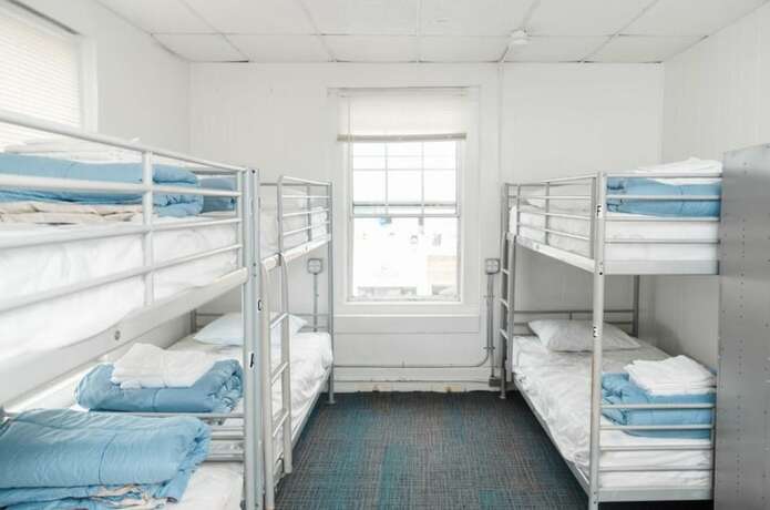 Imagen de la habitación del Hotel ITH Surf City Hostel Hermosa Beach. Foto 15