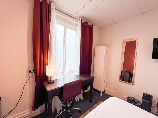 Imagen general del Hotel ITH Surf City Hostel Hermosa Beach. Foto 6