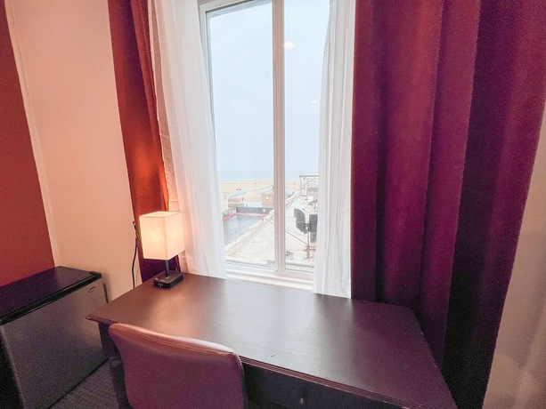 Imagen general del Hotel ITH Surf City Hostel Hermosa Beach. Foto 9