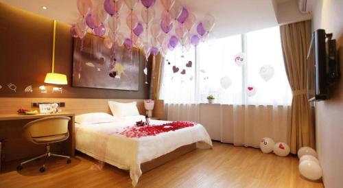 Imagen general del Hotel IU Chongqing Hechuan Pedestrian Street Darunfa Branch. Foto 14