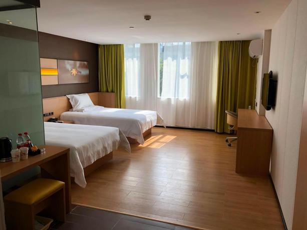 Imagen de la habitación del Hotel IU Hotels·Hezhou City Government Plaza. Foto 7