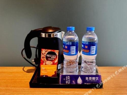 Imagen general del Hotel IU Zhengzhou Erqi Wanda Plaza Daxue Road Branch. Foto 14
