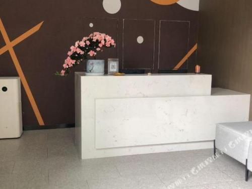 Imagen general del Hotel IUs&middot; Wuhan Jianghan Road Metro Station. Foto 9