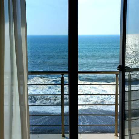 Imagen general del Hotel IVERI BEACH. Foto 1