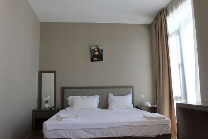Imagen de la habitación del Hotel IVERI BEACH. Foto 20