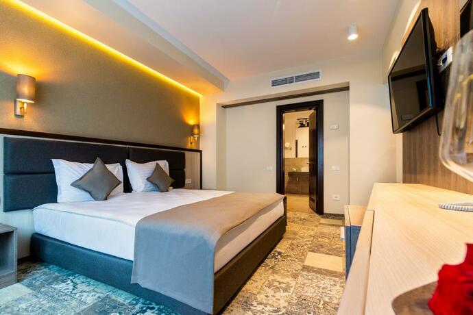 Imagen general del Hotel IZVOARE Caciulata. Foto 5