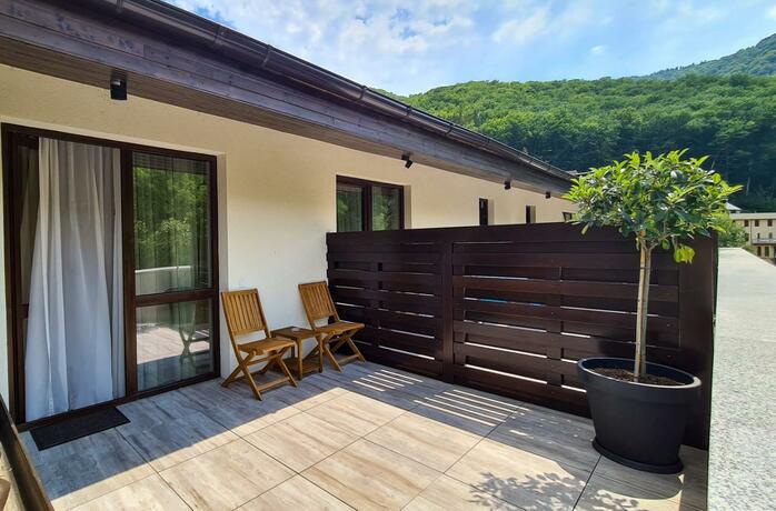 Imagen general del Hotel IZVOARE Caciulata. Foto 16